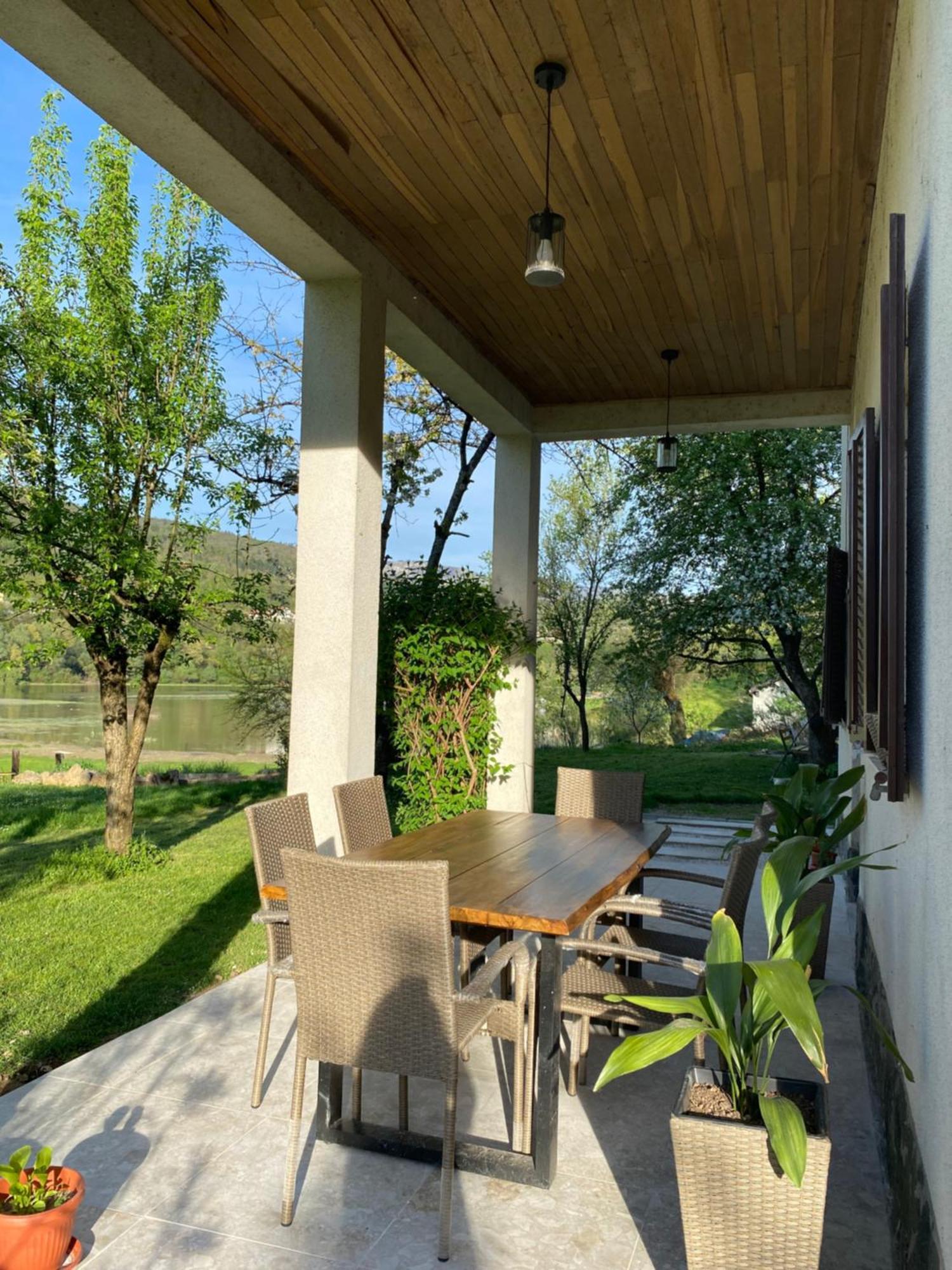 Konjic Lakeside Resort 外观 照片